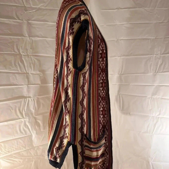 Colorful Striped Knit Vest - Picture 2 of 6